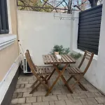Апартаменты The House Ghica Tei *