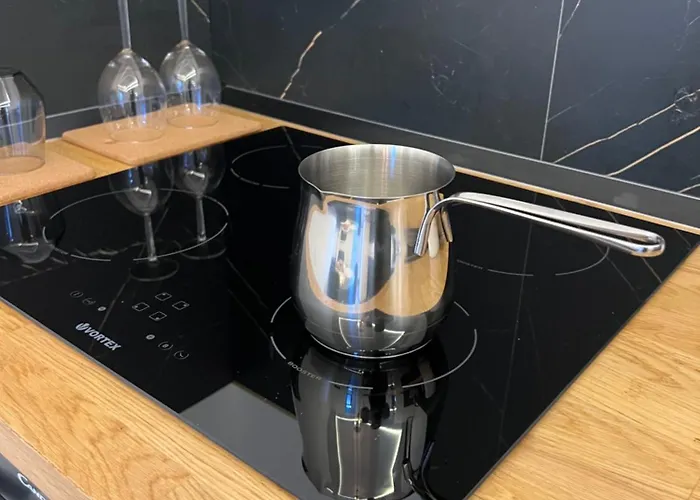 The House Ghica Tei شقة بوخارست